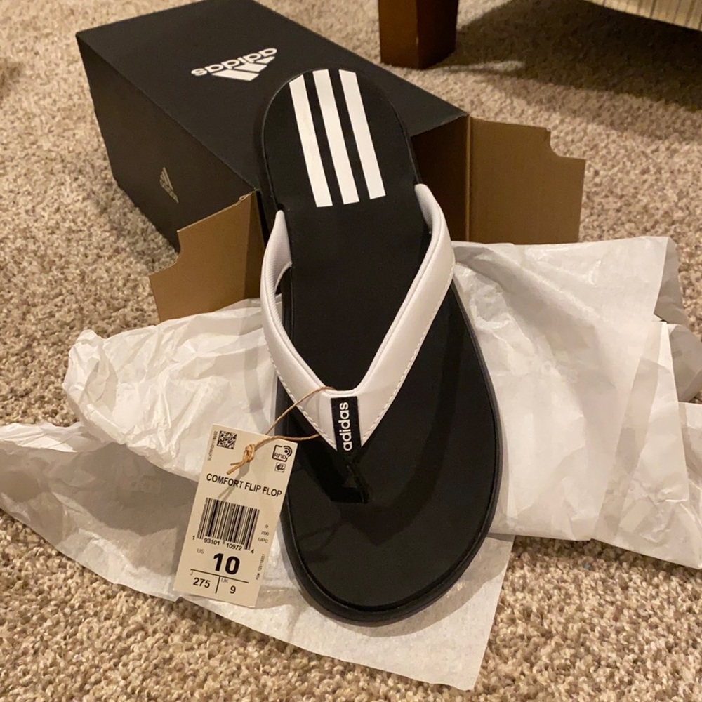 Adidas flip flops